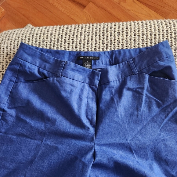 Beautiful long pant with front fly, front pockets and back slit and buttoned poc - Picture 3 of 3